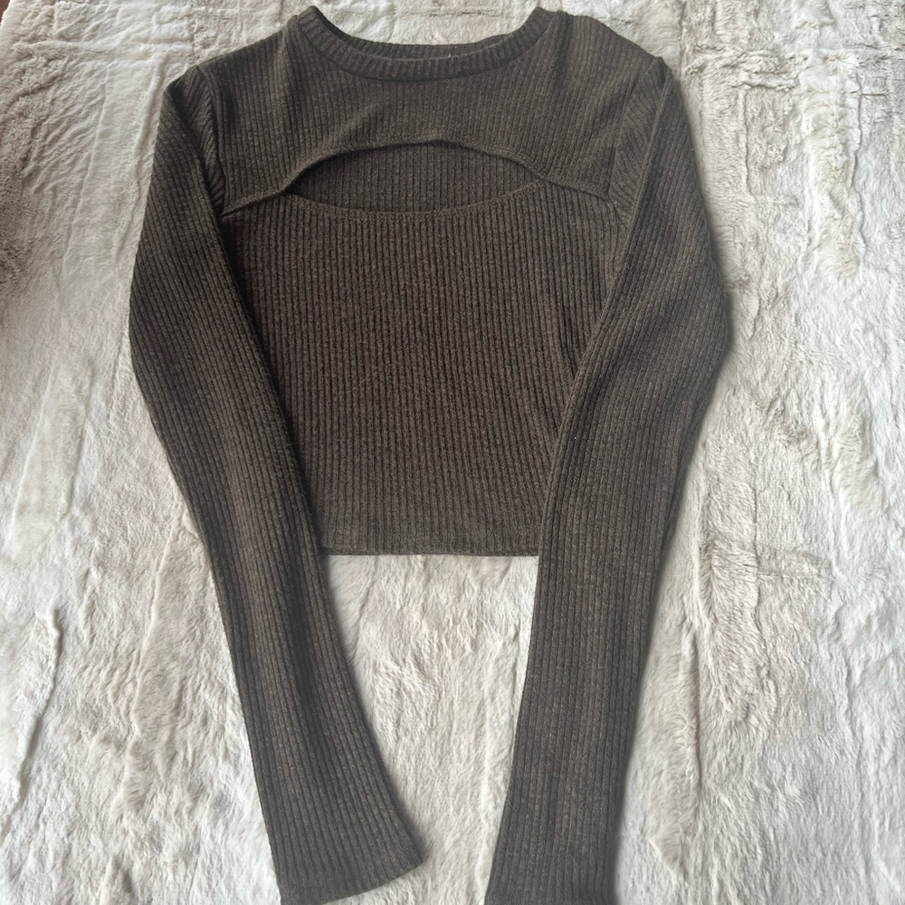 Garage olive green long sleeve with cut out